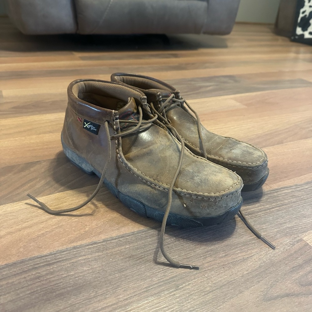 Twisted X Tan Leather Chukka Boots